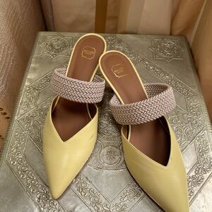 NWOT Malone Souliers Maisie kitten mules. Perfect for summer. Size 38.5